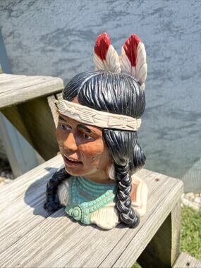 1974 Native American Indian Head Bust Feathers Universal Statuary Corp 605